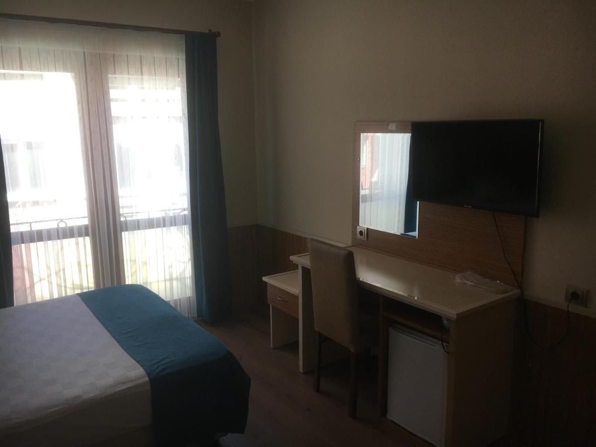Oezguer Hotel Trabzon Exterior foto