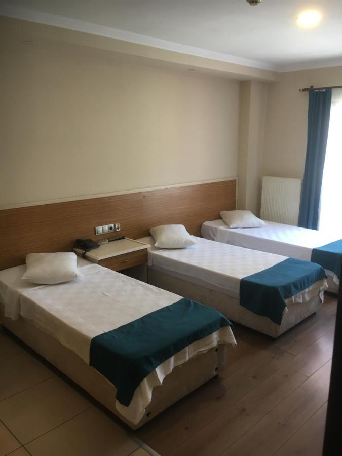Oezguer Hotel Trabzon Exterior foto